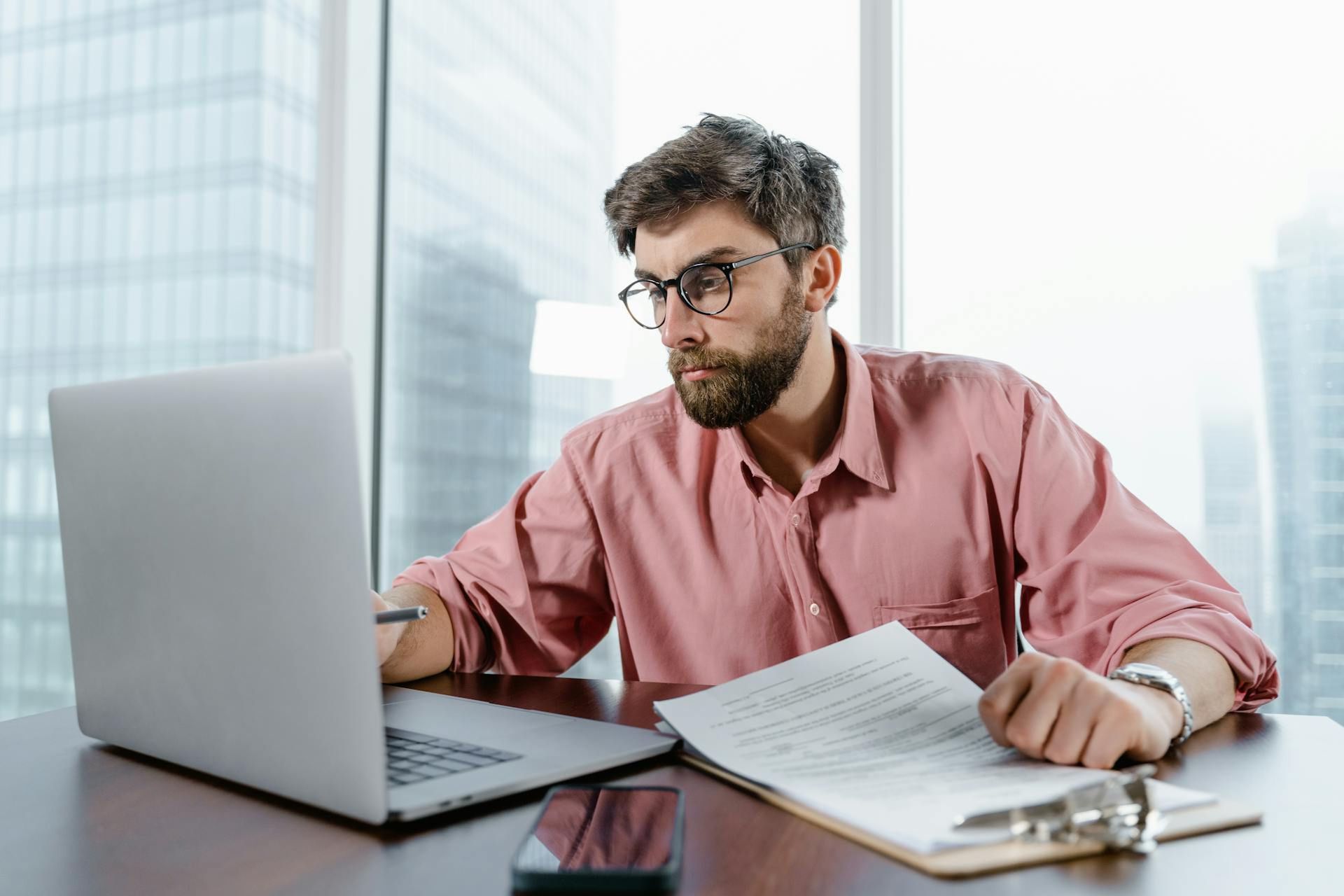 Advantages and Disadvantages of Remote Work (Part 1 of 4) - MRINetwork