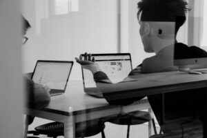 The Quiet Leadership Crisis: Why Middle Managers Are Leaving Faster Than Executives
