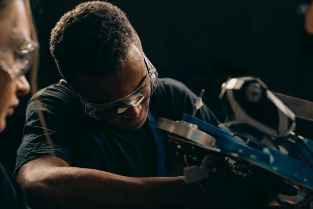 Why Manufacturing Talent Is Becoming More Mobile Across Industries